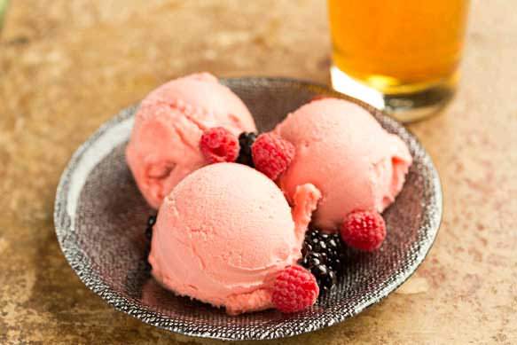 White Ale Fresh Berry Sherbert White Ale Fresh Berry Sherbert